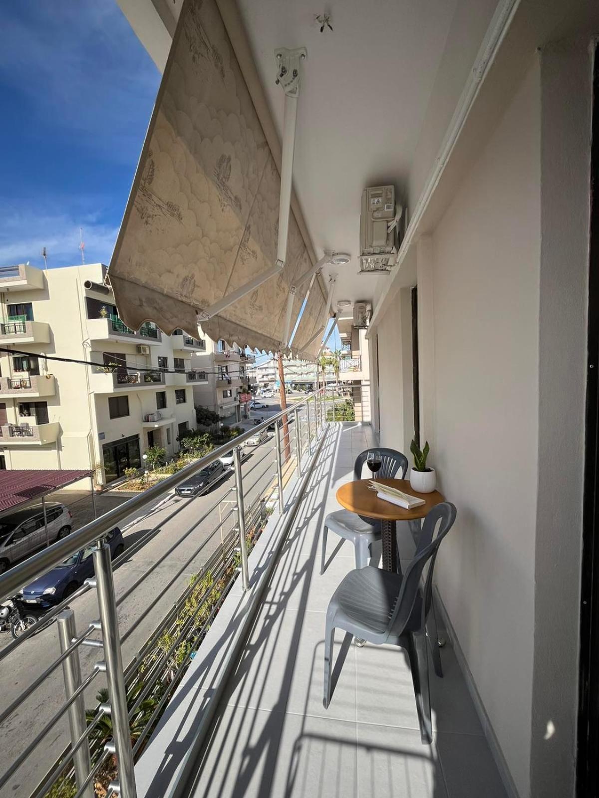 Modern Central Αpt 500M From The Beach. 하니아 외부 사진